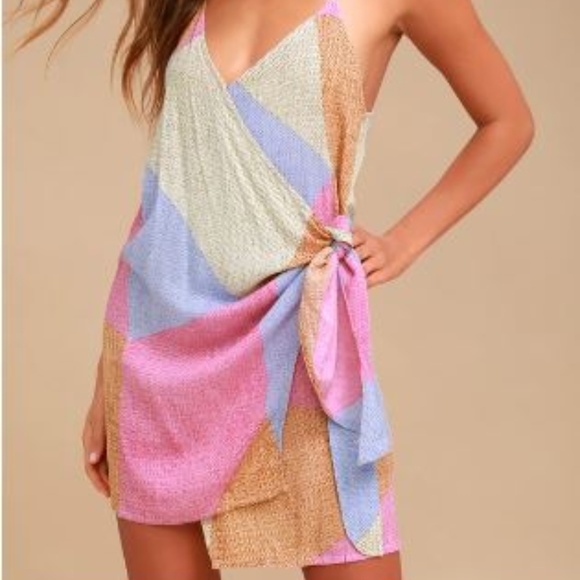 O'Neill Dresses & Skirts - NWT Marlo Beige Multi Print Wrap Dress!